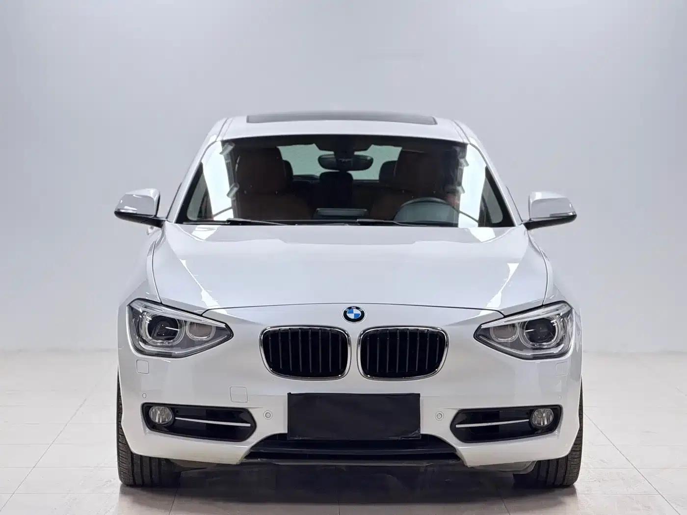 2013 BMW 1 Series (Imported) Facelift 118i Sport — миниатюра 3