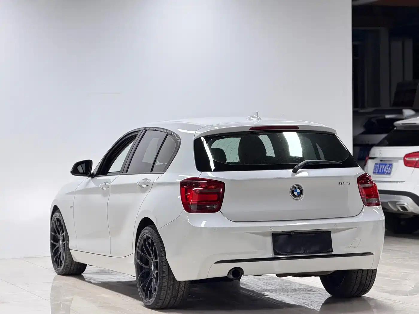 2013 BMW 1 Series (Imported) Facelift 118i Sport — миниатюра 6