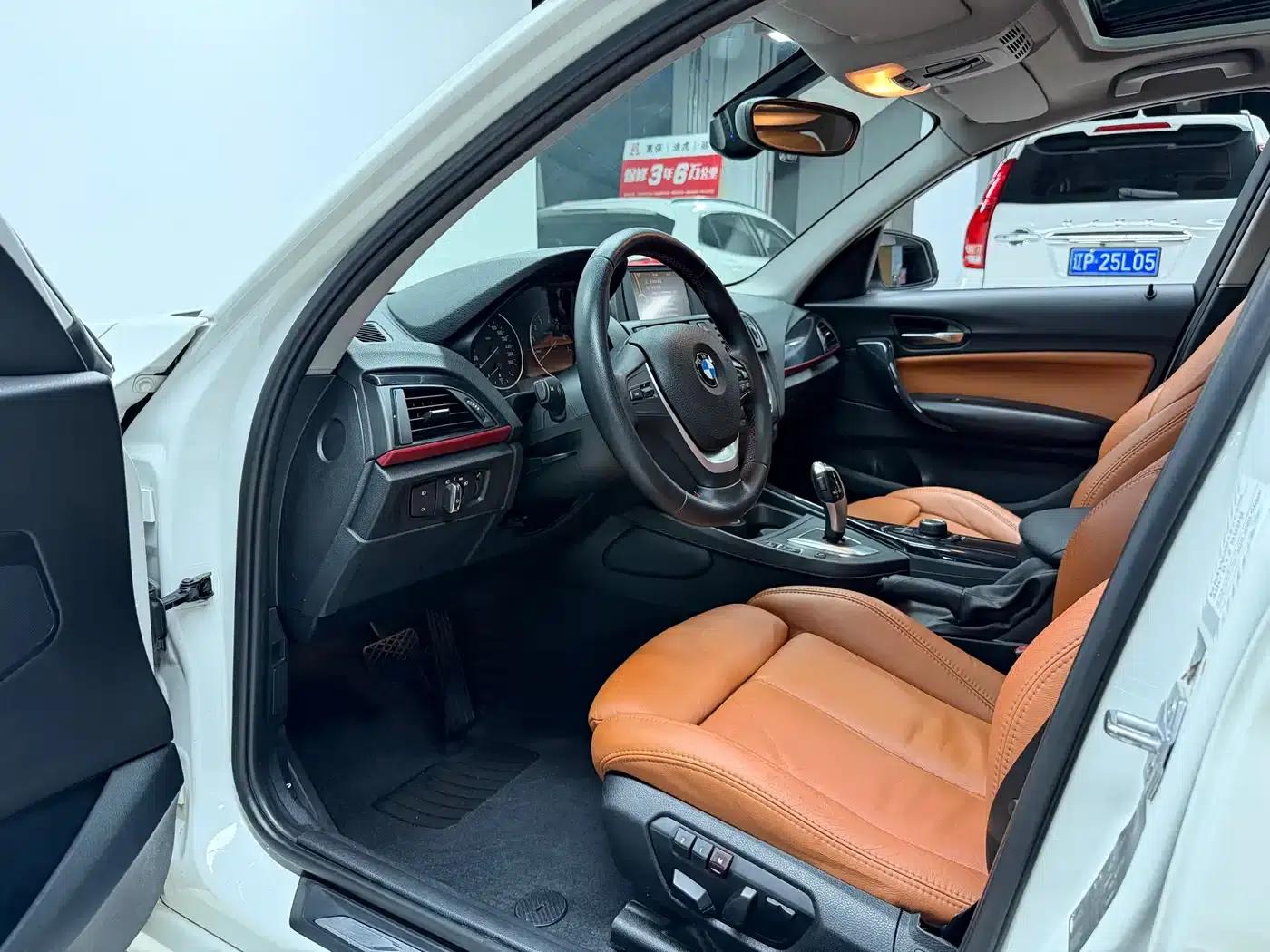 2013 BMW 1 Series (Imported) Facelift 118i Sport — миниатюра 8