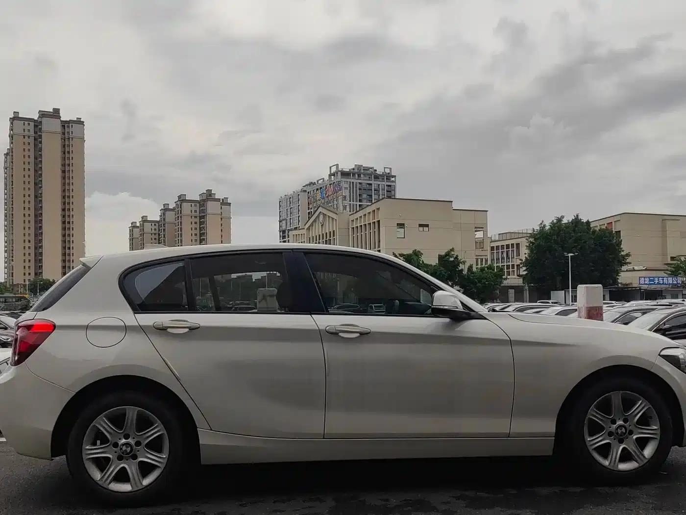 2013 BMW 1 Series (Imported) Facelift 116i Leading Edition — миниатюра 7