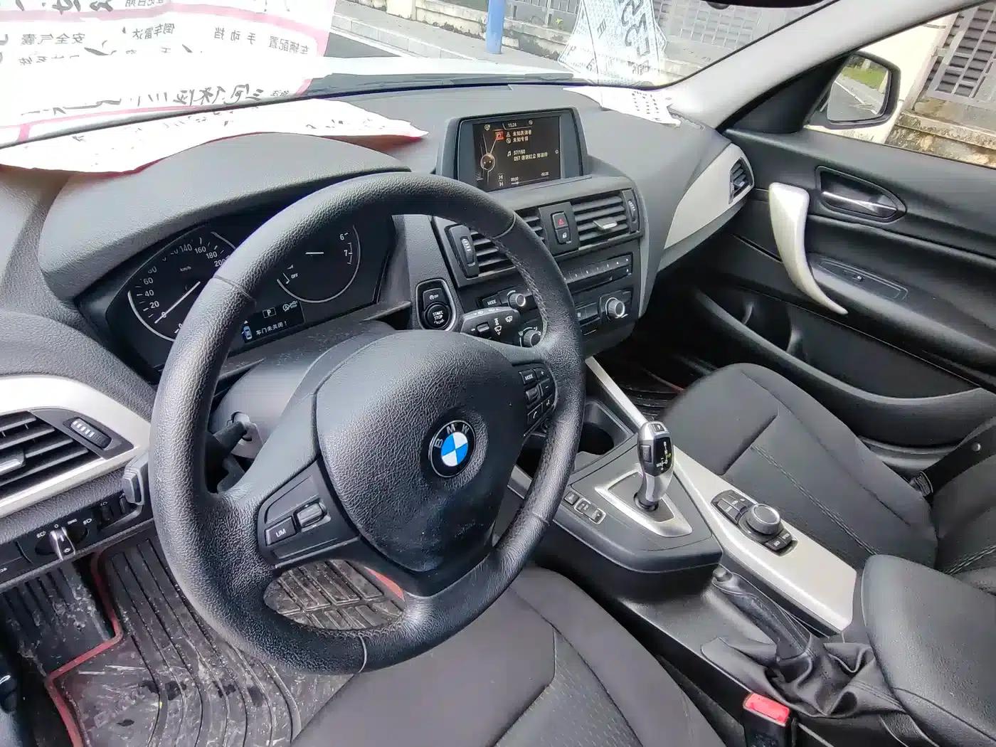 2013 BMW 1 Series (Imported) Facelift 116i Leading Edition — миниатюра 9