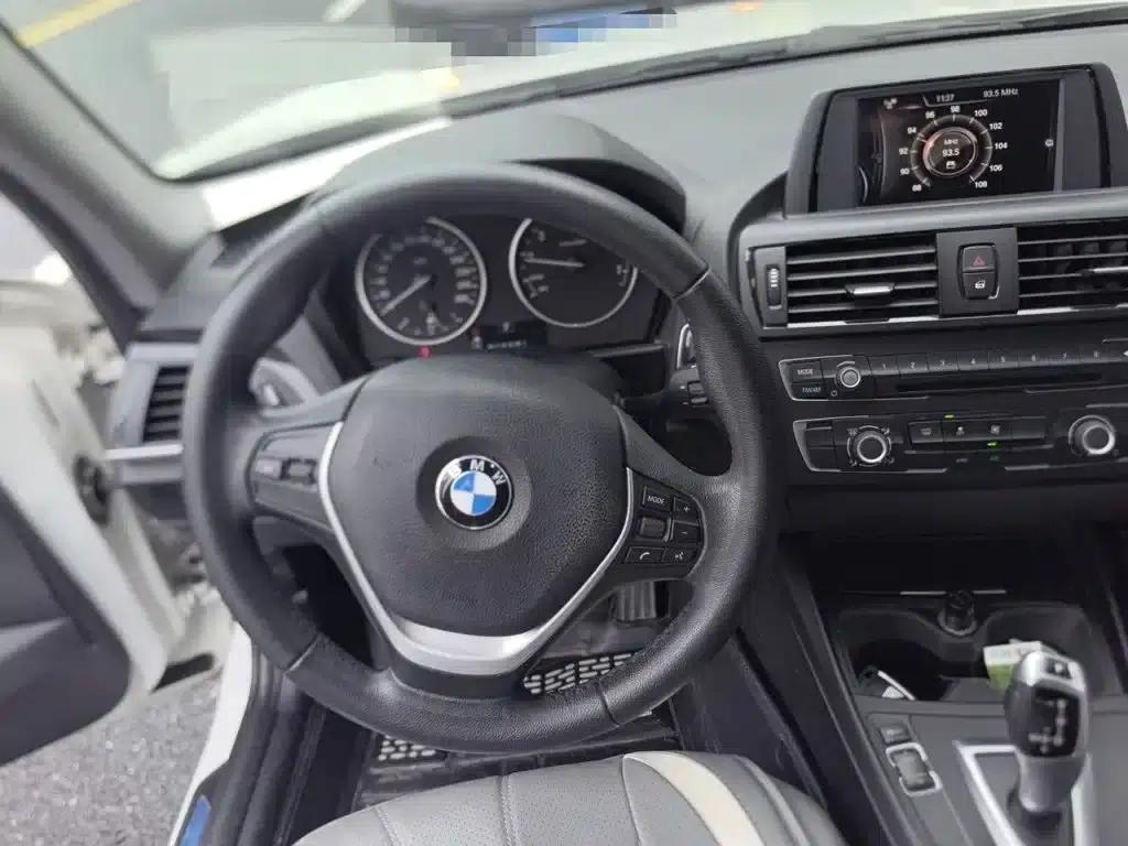 2013 BMW 1 Series (Imported) Facelift 116i Urban Edition — миниатюра 3