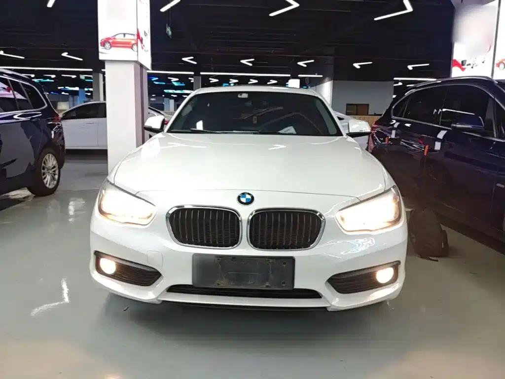 2016 BMW 1 Series Imported Model 118i Leading Edition — миниатюра 3
