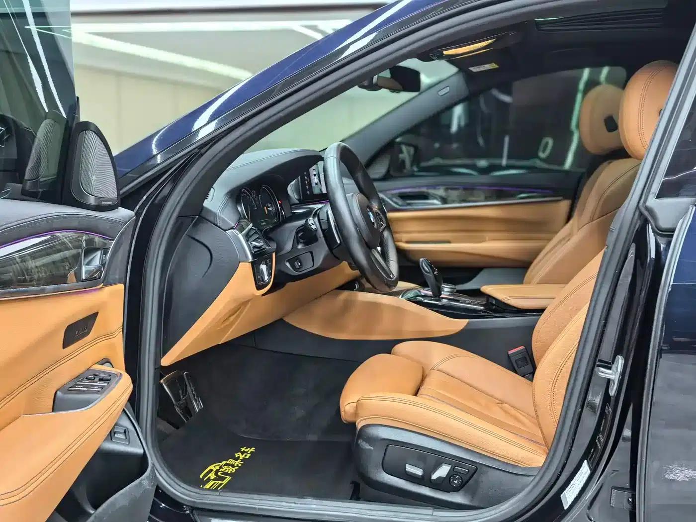 2018 BMW 6 Series GT 630i M Sport Package — миниатюра 11