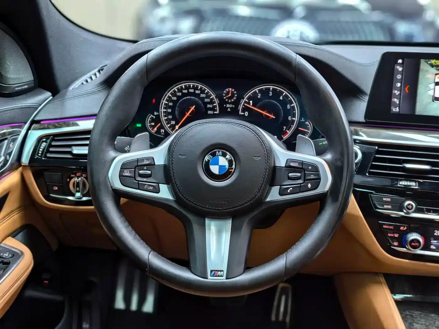 2018 BMW 6 Series GT 630i M Sport Package — миниатюра 27