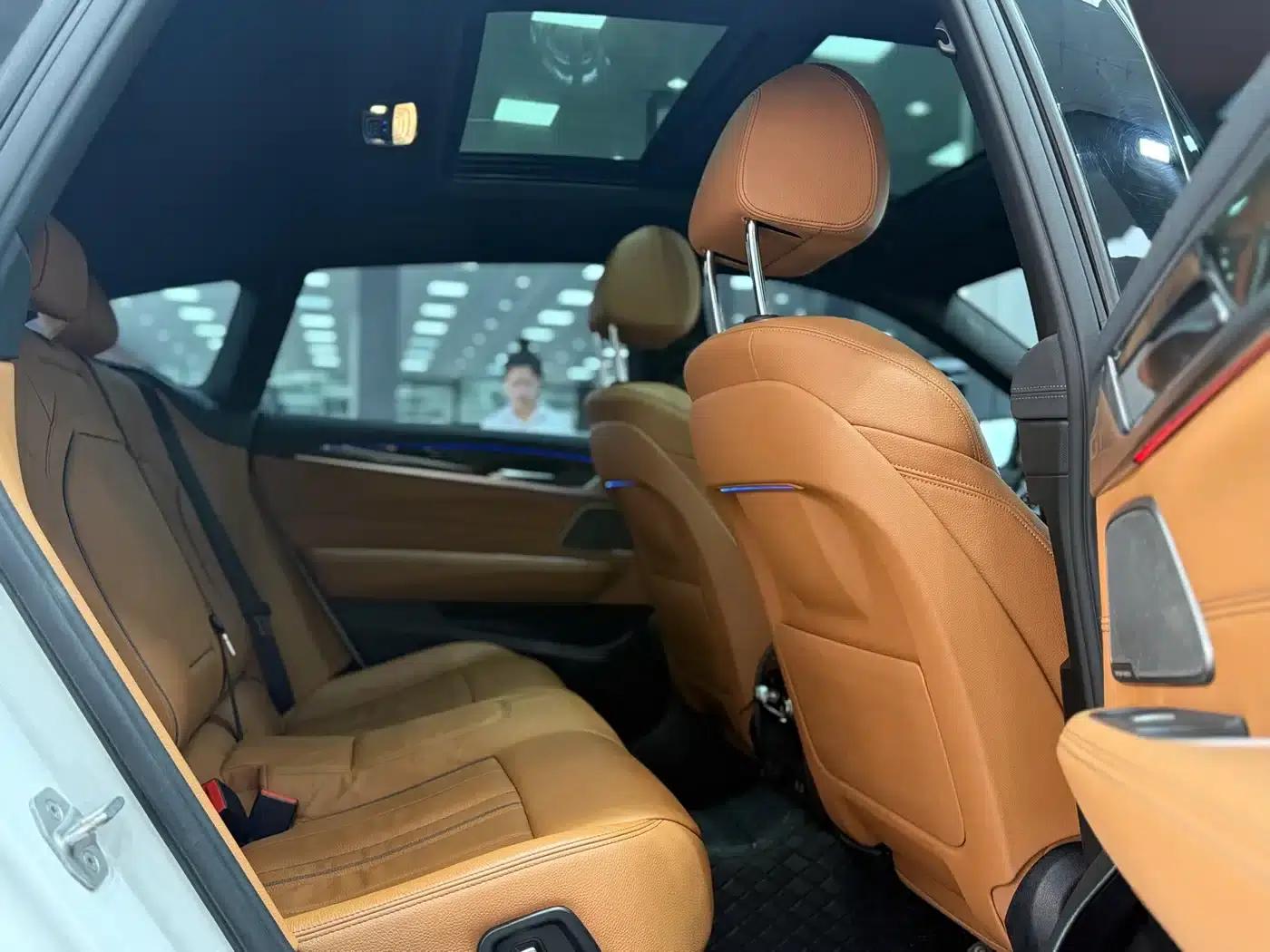 2021 BMW 6 Series GT Facelift 630i M Sport Package — миниатюра 11