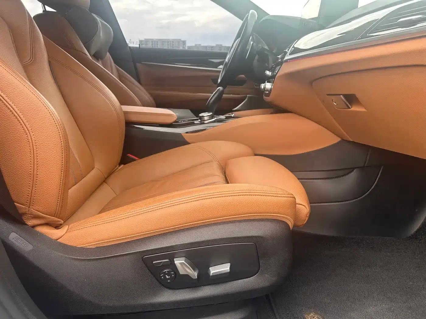 2022 BMW 6 Series GT 630i M Sport Package — миниатюра 10