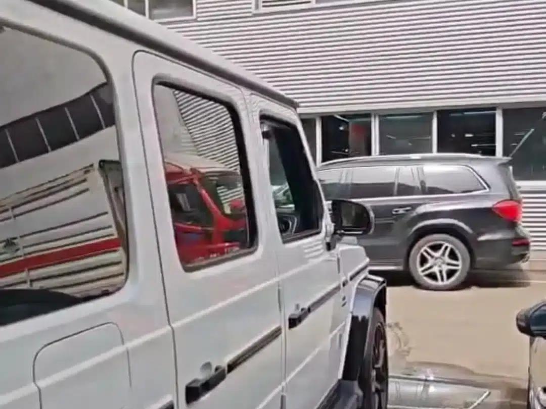 2025 Mercedes-Benz G-Class AMG 63 — миниатюра 6