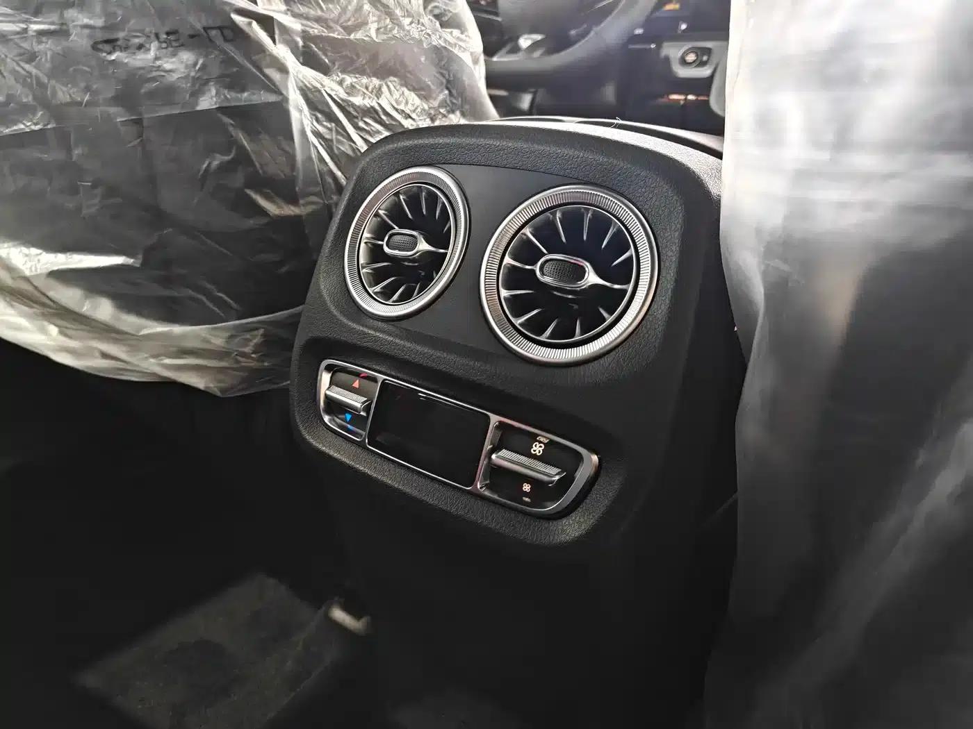 2026 Mercedes-Benz G-Class AMG 63 (Korean Spec) — миниатюра 11