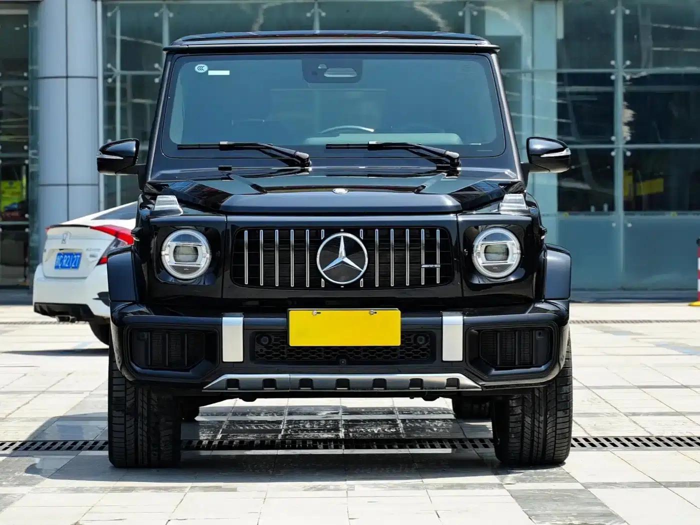 2025 Mercedes-Benz G-Class AMG 63 — миниатюра 2