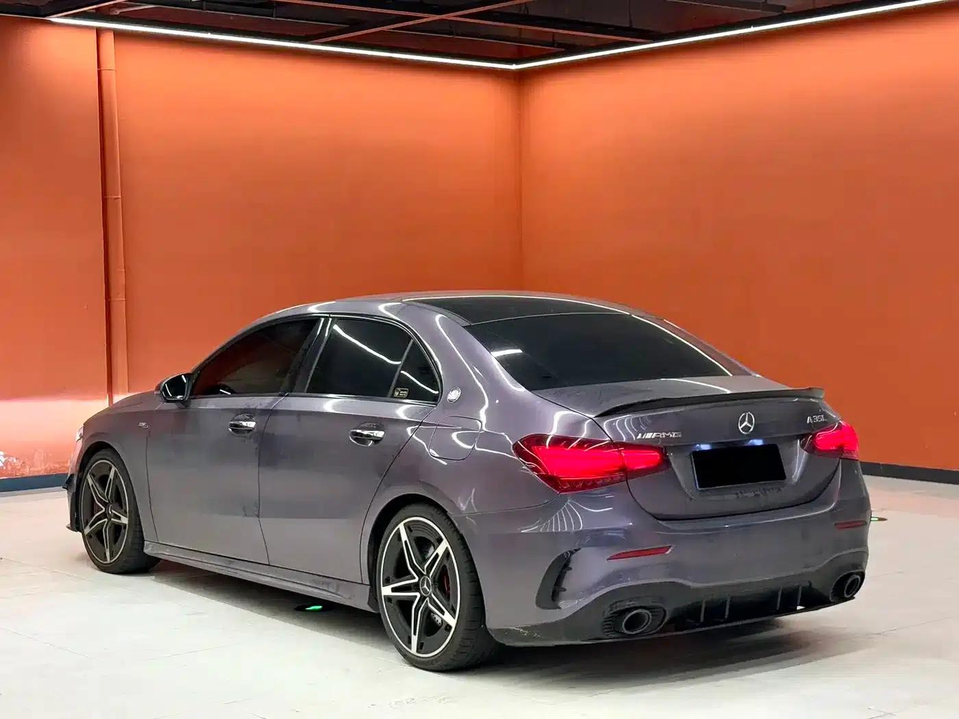 2024 Mercedes-Benz A-Class AMG A 35 L 4MATIC — миниатюра 14