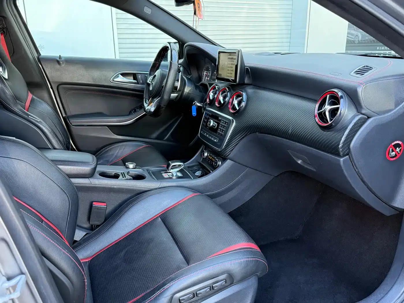 2014 Mercedes-Benz A-Class AMG (Imported) AMG A 45 4MATIC — миниатюра 9