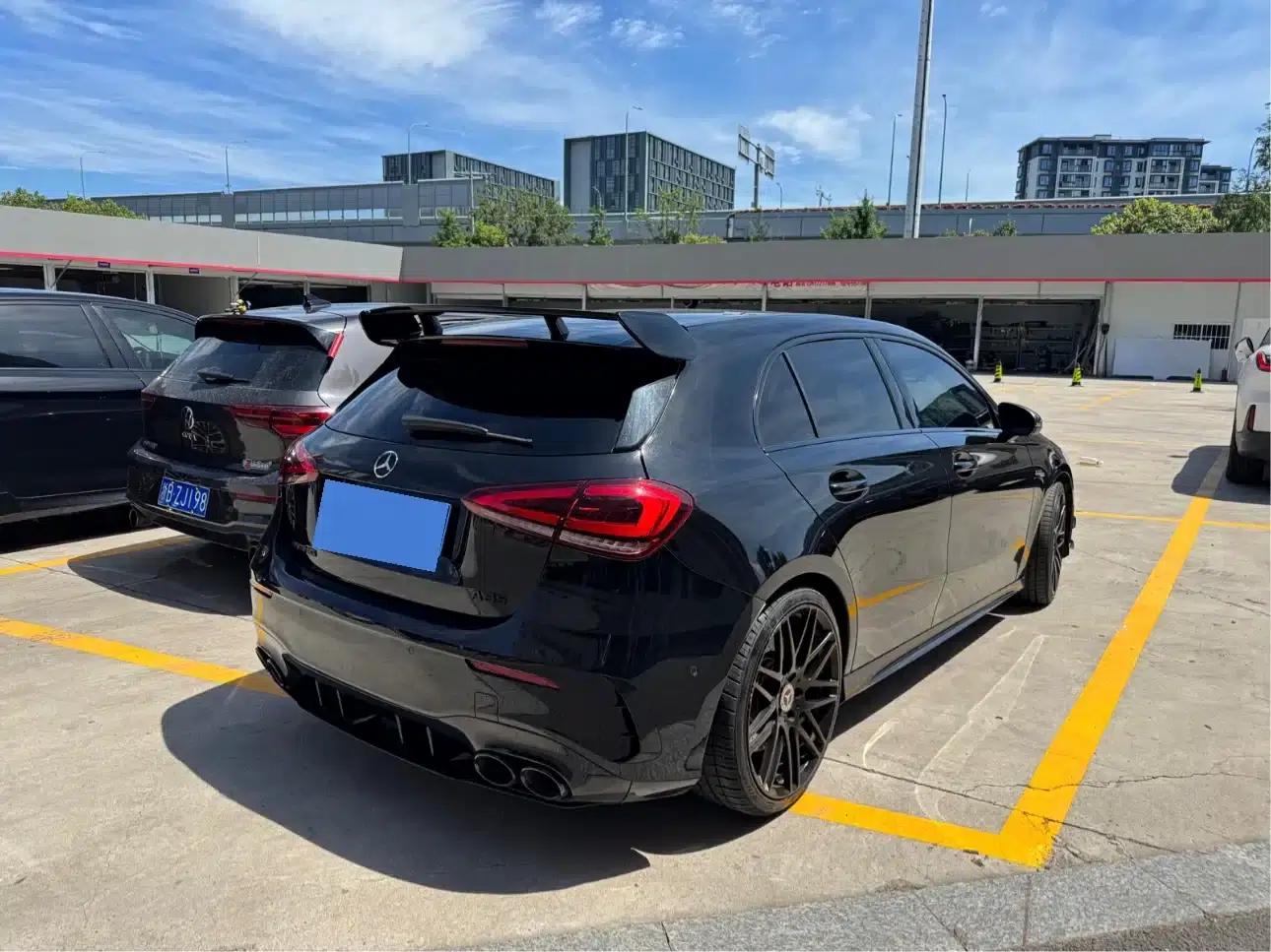 2020 Mercedes-Benz A-Class AMG (Imported) AMG A 35 4MATIC — миниатюра 10