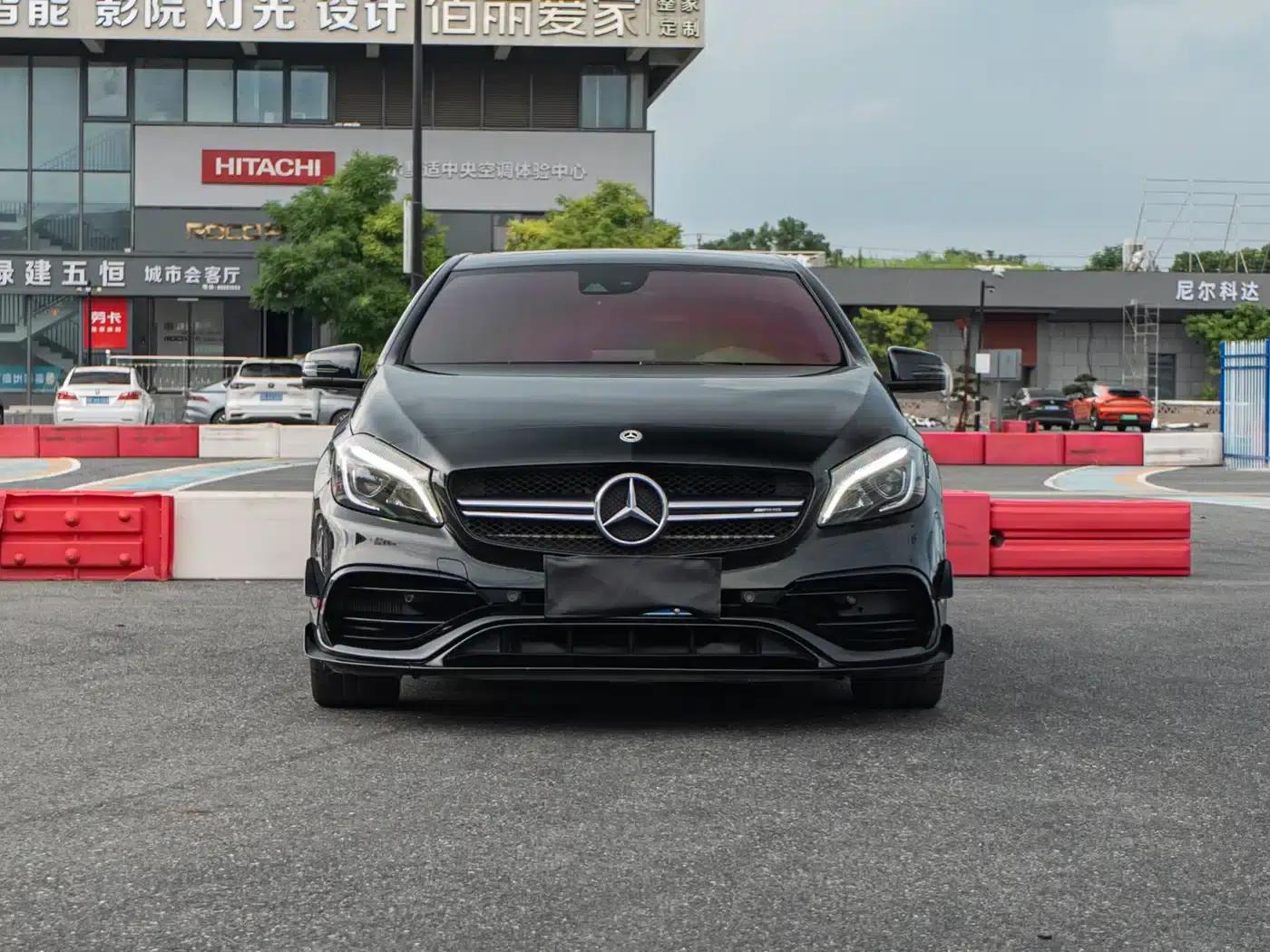 2016 Mercedes-Benz A-Class AMG (Imported) AMG A 45 4MATIC — миниатюра 2