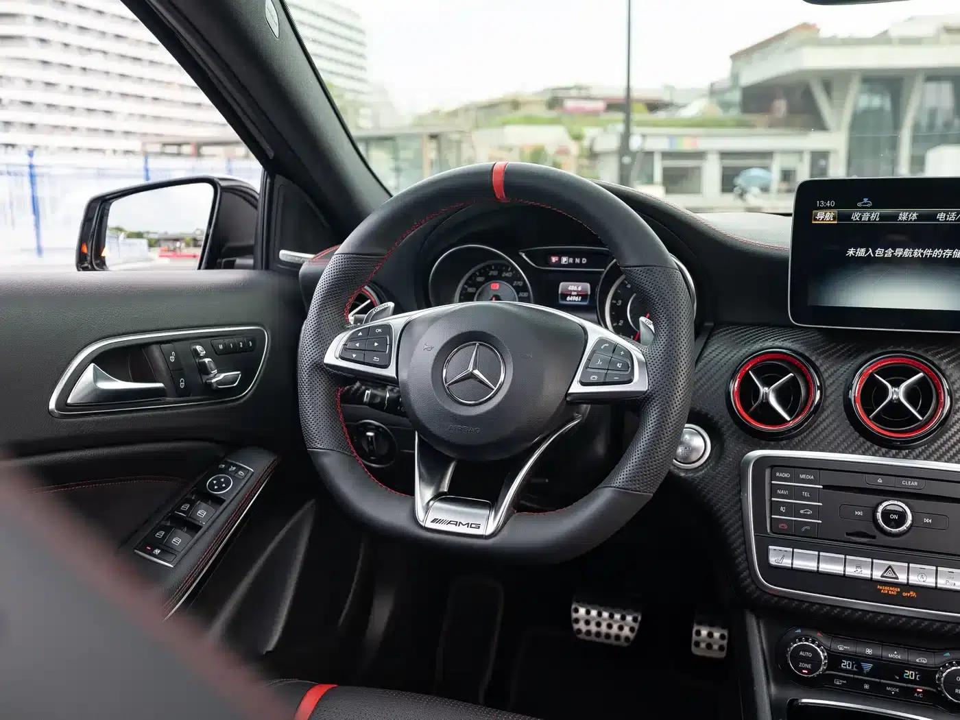2016 Mercedes-Benz A-Class AMG (Imported) AMG A 45 4MATIC — миниатюра 5