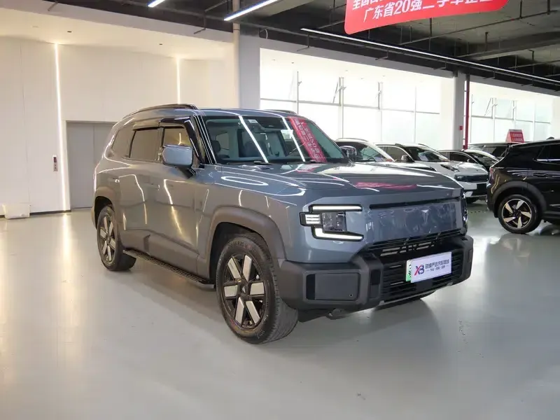Dark Blue G318 2024 Model, Two-Wheel Drive, Air Suspension Version — миниатюра 3