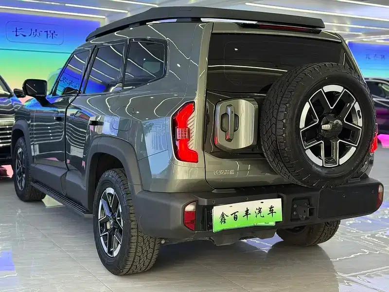 Dark Blue G318 2024 Model, 4WD Air Suspension Version — миниатюра 4