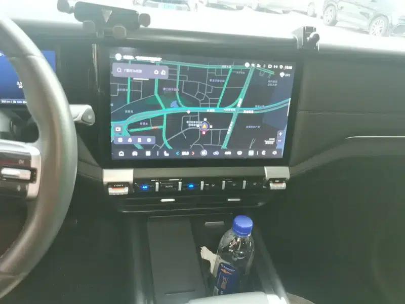 Dark Blue G318 2024 Model, Two-Wheel Drive, Air Suspension Version — миниатюра 12