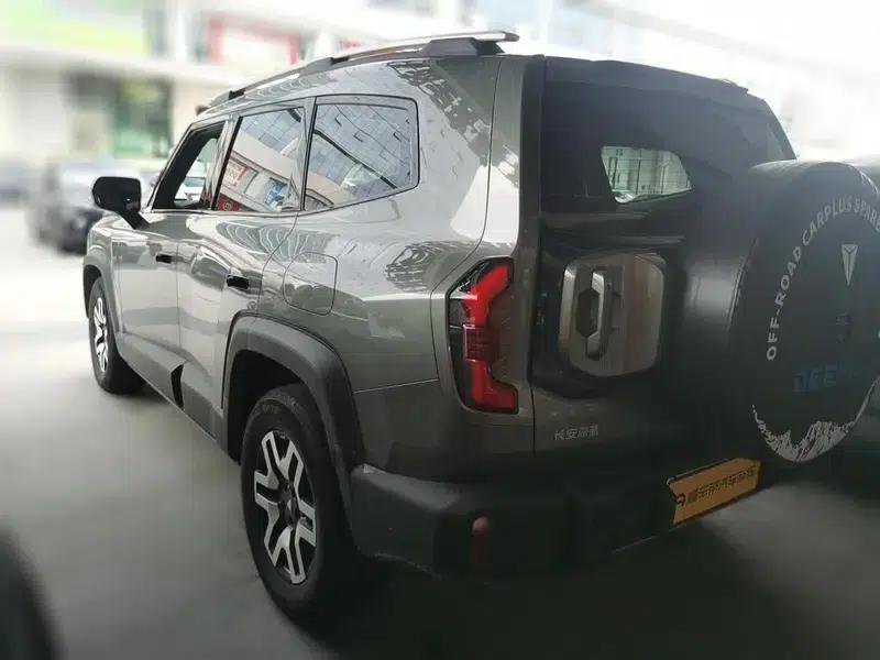 Dark Blue G318 2024 Model, Two-Wheel Drive, Air Suspension Version — миниатюра 6