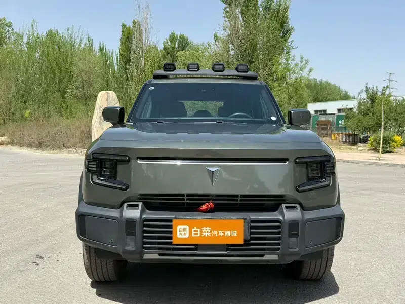 Dark Blue G318 2024 Model, 4WD Air Suspension Version — миниатюра 2