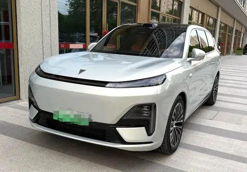 Deep Blue S09 2025 Model, 4WD Ultra+ Premium Edition — миниатюра 1
