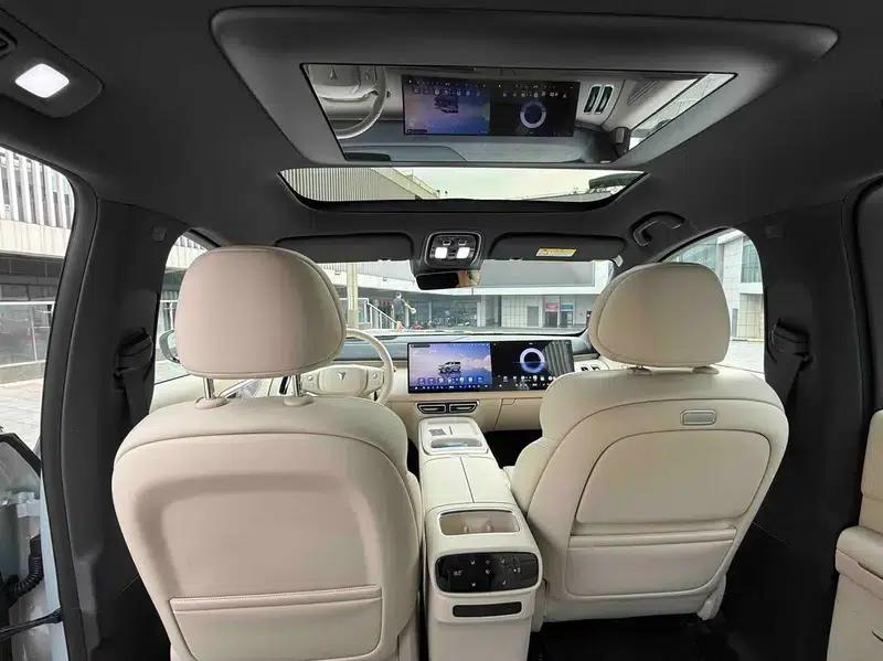 Deep Blue S09 2025 Model, Rear-Wheel Drive Ultra+ — миниатюра 25