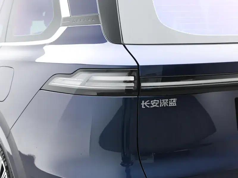 Deep Blue S09 2025 Model, Rear-Wheel Drive Ultra+ — миниатюра 13