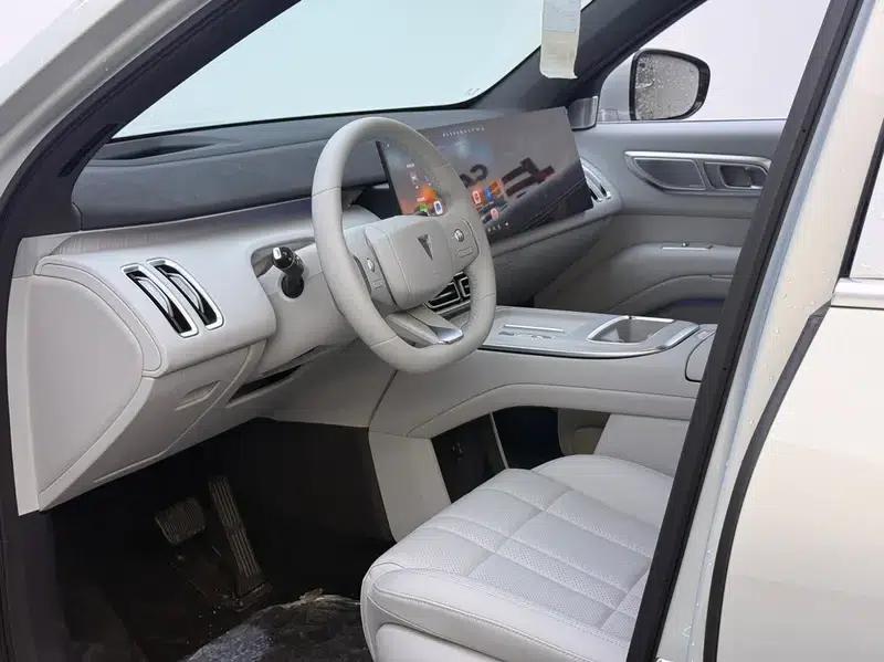 Deep Blue S09 2025 Model, Rear-Wheel Drive Ultra+ — миниатюра 27