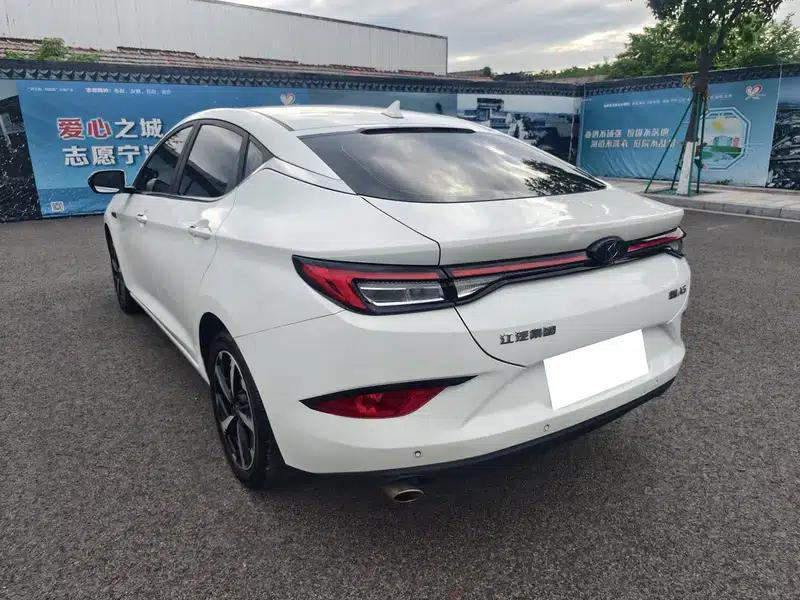 Sihao A5 2021 1.5T CVT Premium Intelligent Connected Edition — миниатюра 4
