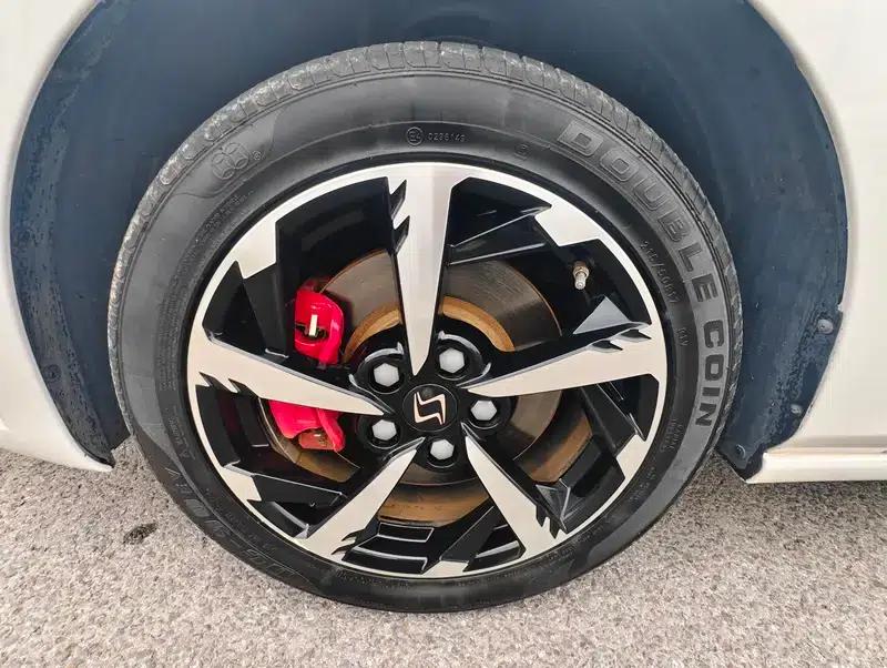 Sihao A5 2021 1.5T CVT Premium Intelligent Connected Edition — миниатюра 8