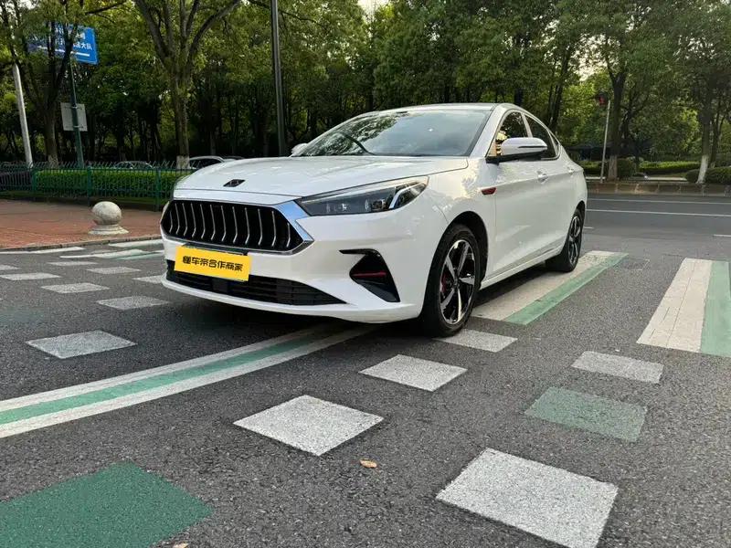 Sihao A5 2021 1.5T CVT Premium Intelligent Connected Edition — миниатюра 1