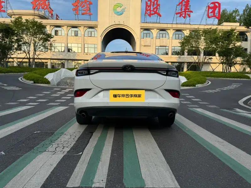 Sihao A5 2021 1.5T CVT Premium Intelligent Connected Edition — миниатюра 5