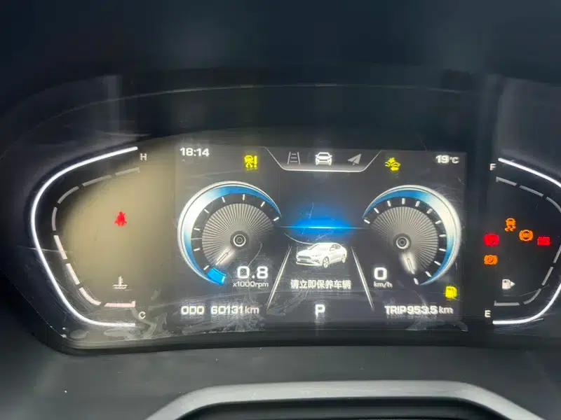 Sihao A5 2021 1.5T CVT Premium Intelligent Connected Edition — миниатюра 8