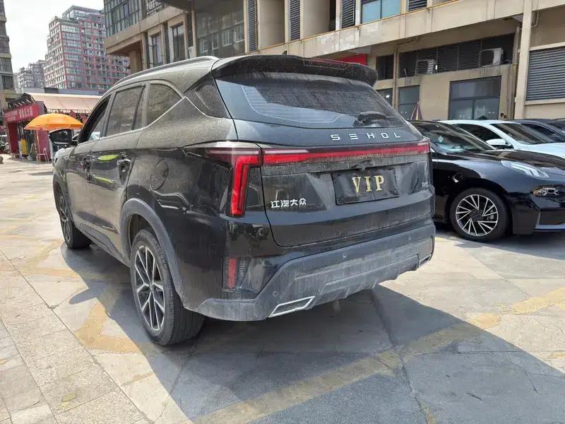 Sihao X8 PLUS 2022 1.5TGDI DCT Smart Home Edition 6/7 Seats — миниатюра 4