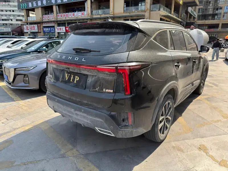 Sihao X8 PLUS 2022 1.5TGDI DCT Smart Home Edition 6/7 Seats — миниатюра 6