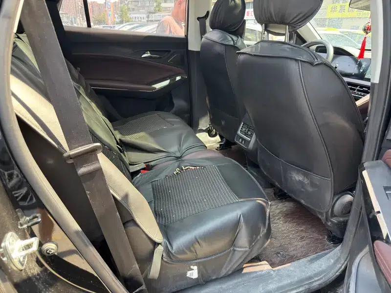 Sihao X8 PLUS 2022 1.5TGDI DCT Smart Home Edition 6/7 Seats — миниатюра 7