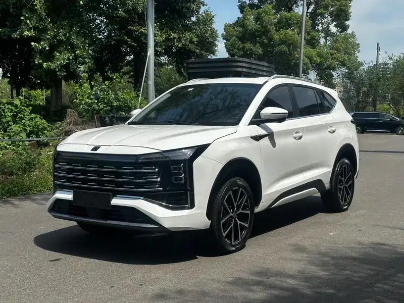 Sihao X8 PLUS 2022 1.5TGDI DCT Smart Home Edition 6/7 Seats — миниатюра 1