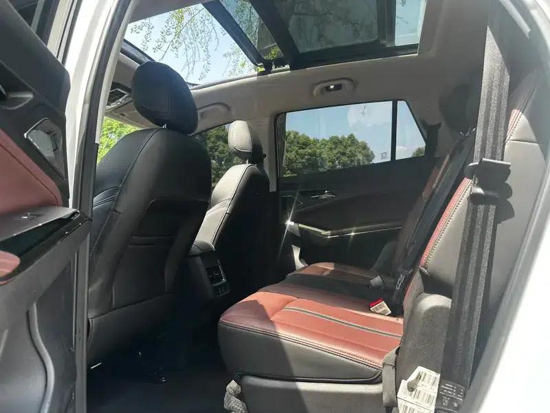 Sihao X8 PLUS 2022 1.5TGDI DCT Smart Home Edition 6/7 Seats — миниатюра 20