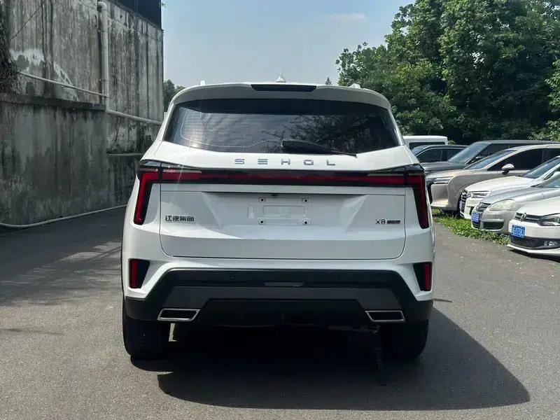 Sihao X8 PLUS 2022 1.5TGDI DCT Smart Home Edition 6/7 Seats — миниатюра 5