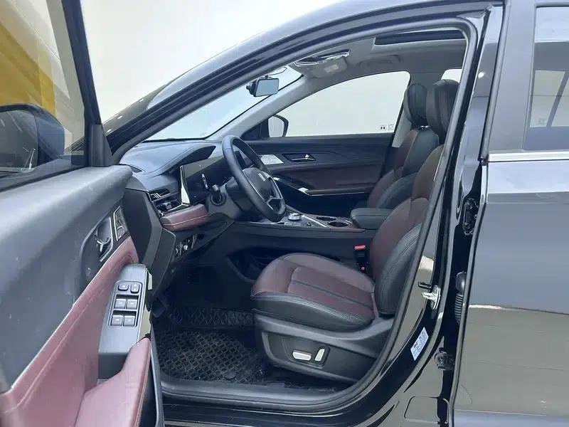 Sihao X8 PLUS 2022 1.5TGDI DCT Smart Home Edition 6/7 Seats — миниатюра 17