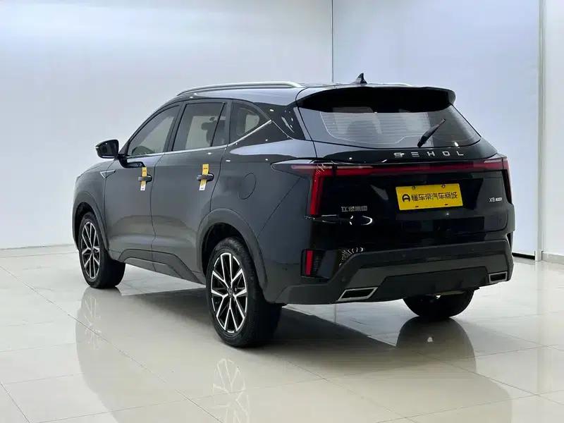 Sihao X8 PLUS 2022 1.5TGDI DCT Smart Home Edition 6/7 Seats — миниатюра 5