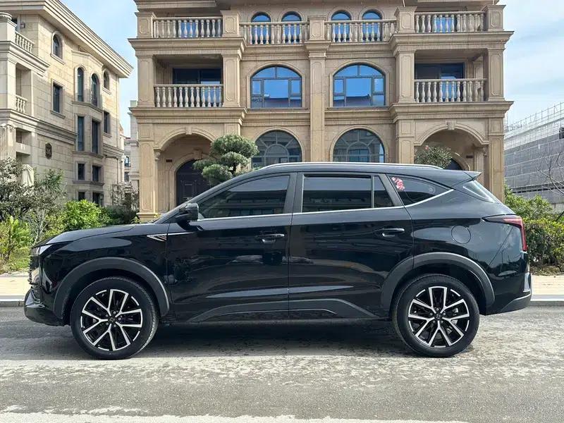 Sihao X8 PLUS 2022 1.5TGDI DCT Smart Edition 6/7 Seats — миниатюра 4