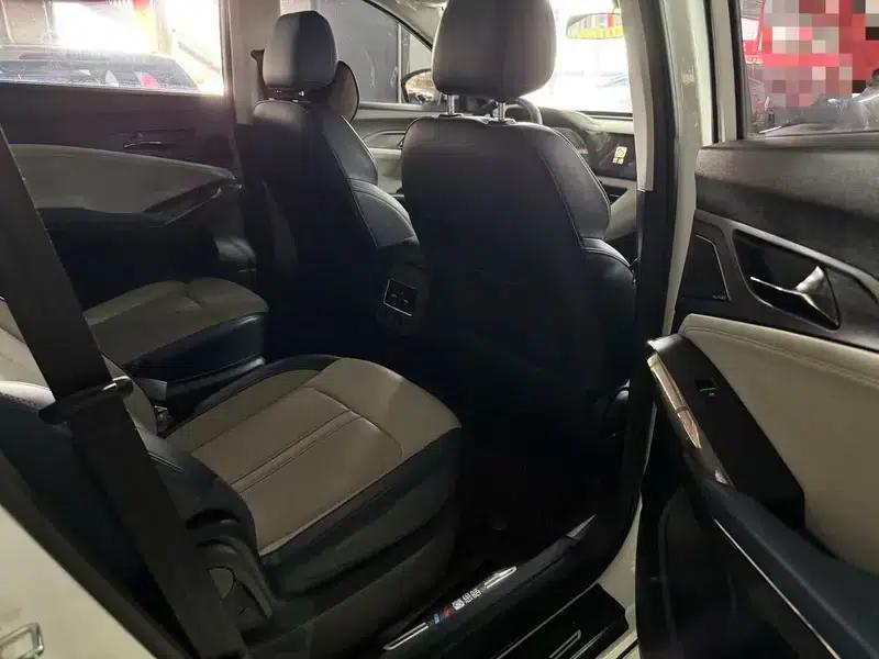 Sihao X8 PLUS 2022 1.5TGDI DCT Smart Edition 6/7 Seats — миниатюра 12