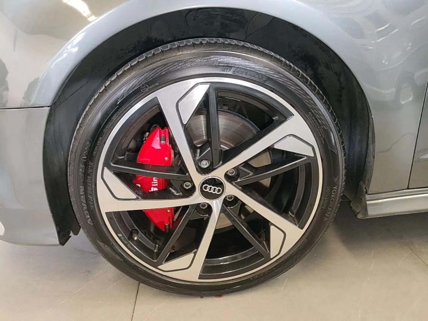 Audi A3 2018 30th Anniversary Edition Sportback 40 TFSI Sport Model — миниатюра 15