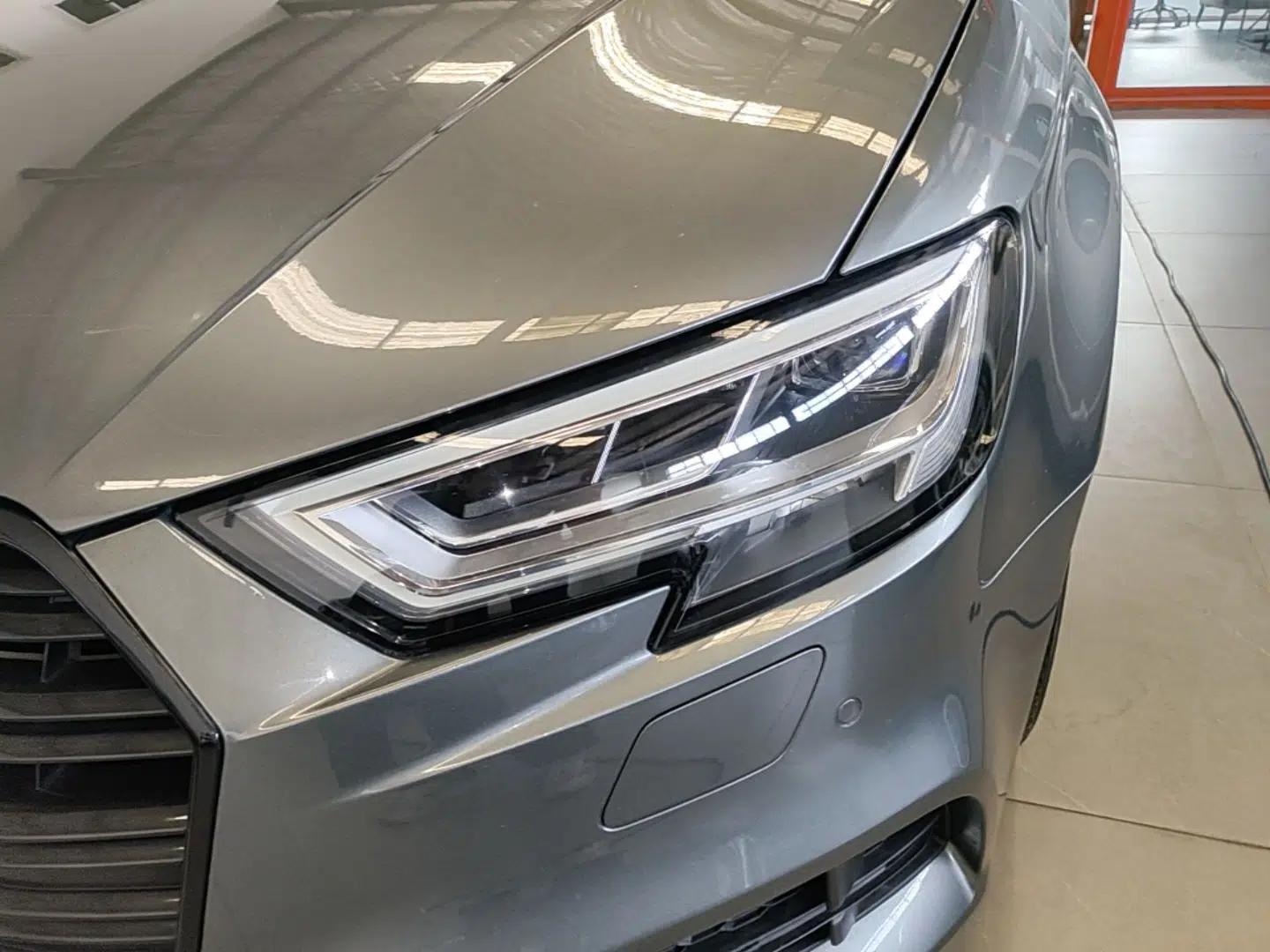 Audi A3 2018 30th Anniversary Edition Sportback 40 TFSI Sport Model — миниатюра 8