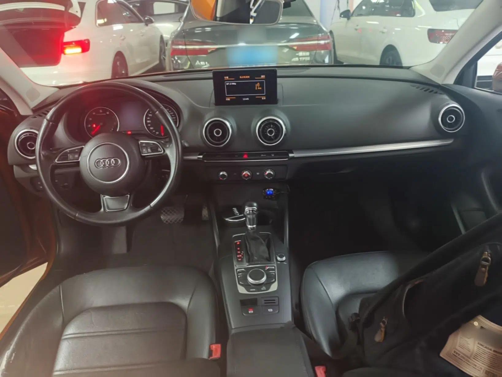 Audi A3 2015 Limousine 35 TFSI Millionth Anniversary Intelligent Leading Model — миниатюра 12