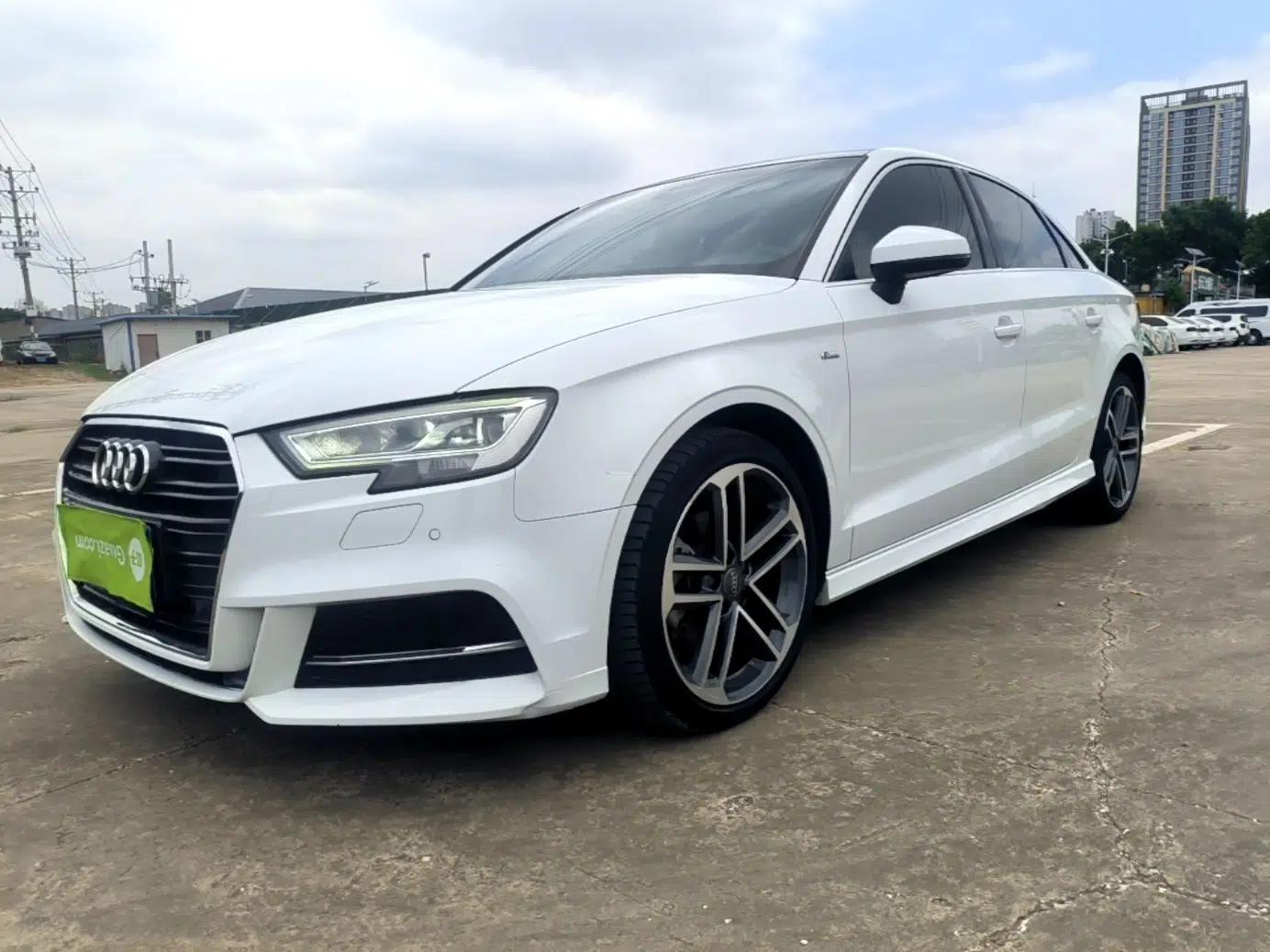 Audi A3 2019 Limousine 35 TFSI Sport Edition China V Emission Standard — миниатюра 1
