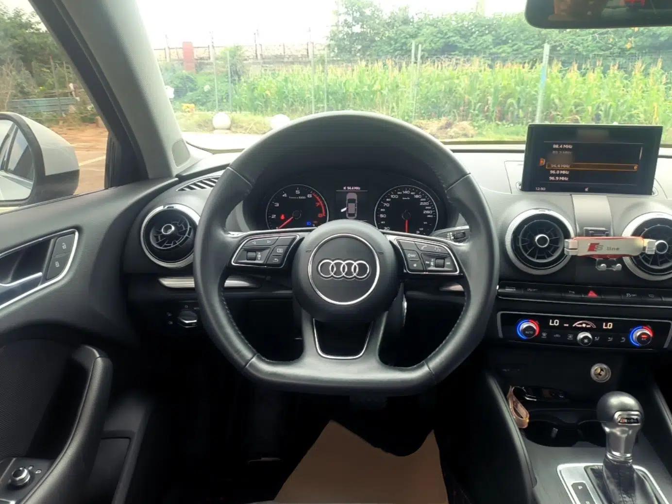 Audi A3 2019 Limousine 35 TFSI Sport Edition China V Emission Standard — миниатюра 13