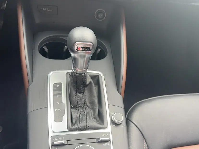 Audi A3 2018 30th Anniversary Edition Limousine 35 TFSI Style Model — миниатюра 23