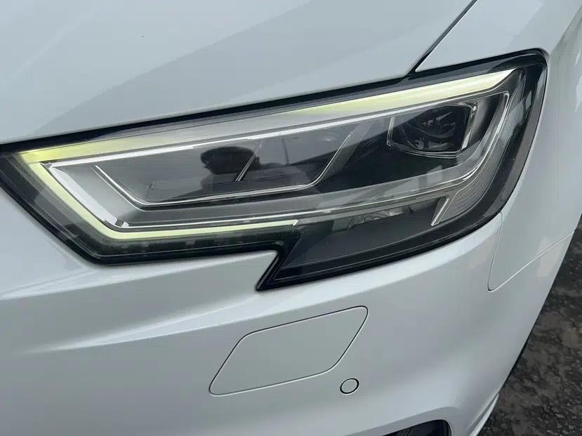 Audi A3 2018 30th Anniversary Edition Limousine 35 TFSI Style Model — миниатюра 8